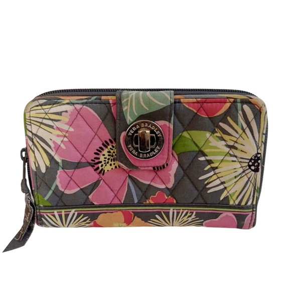 Vera Bradley Quilted Floral Mult Compartment Zipper Wallet - Picture 1 of 11